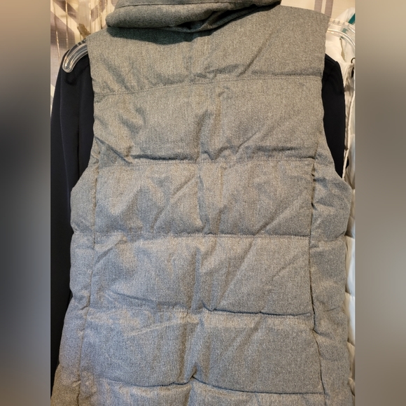 Old Navy Unisex Gray Wool Blend Full Zip Fleece Lined Vest NWOT Med - Picture 3 of 10